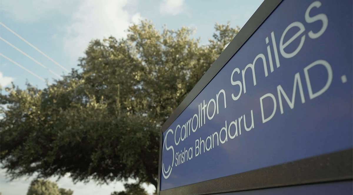 (c) Carrollton-smiles.com